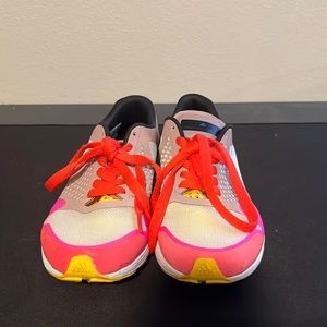 Stella McCartney adidas size 6 US women